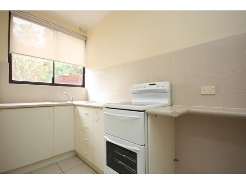 8/6A Bank Street, Meadowbank NSW 2114