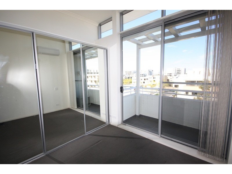 322/3 Stromboli Strait, Wentworth Point NSW 2127