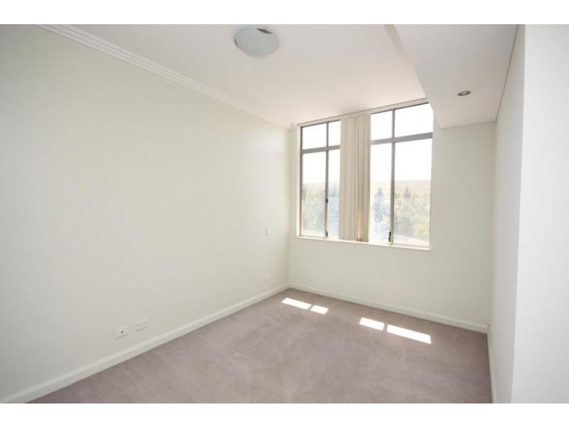 219/21 Hill Road, Wentworth Point NSW 2127