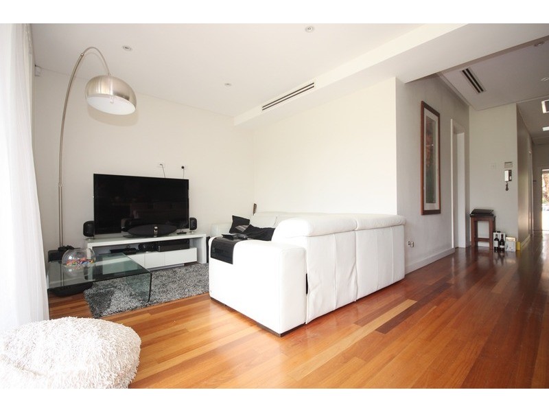 42 Wardell Road, Earlwood NSW 2206