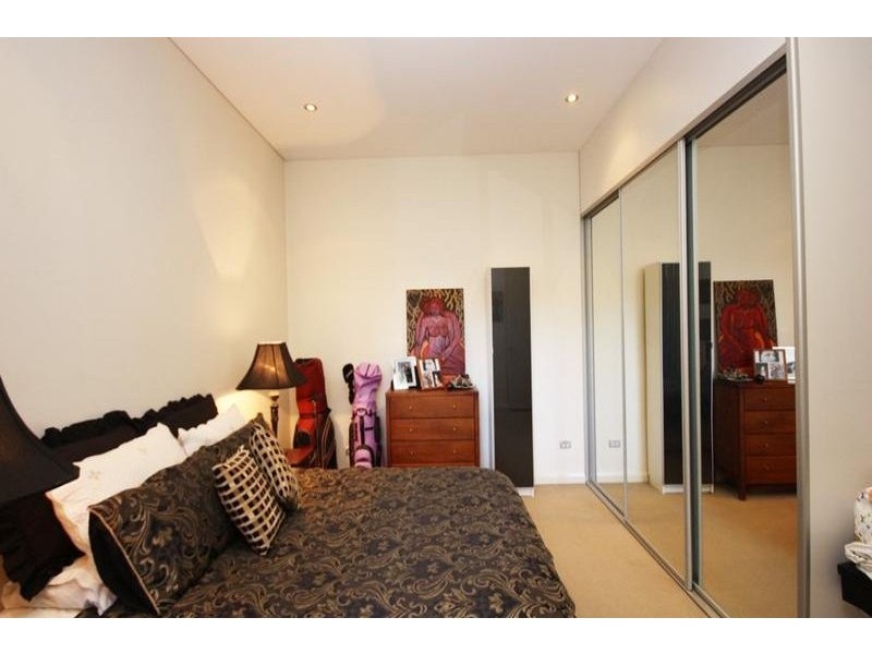 2/6 Hilts Road, Strathfield NSW 2135