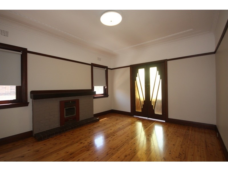 4 Tulloch Avenue, Concord West NSW 2138