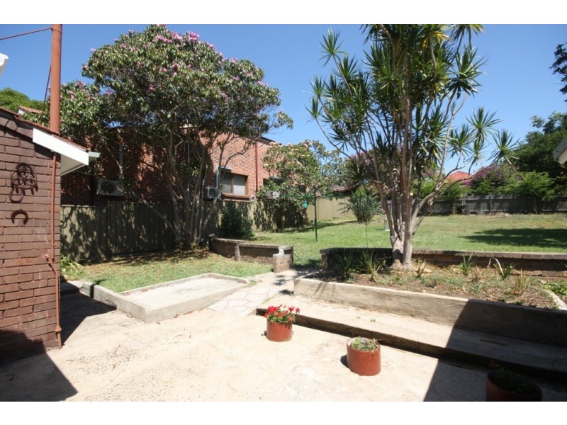 4 Tulloch Avenue, Concord West NSW 2138