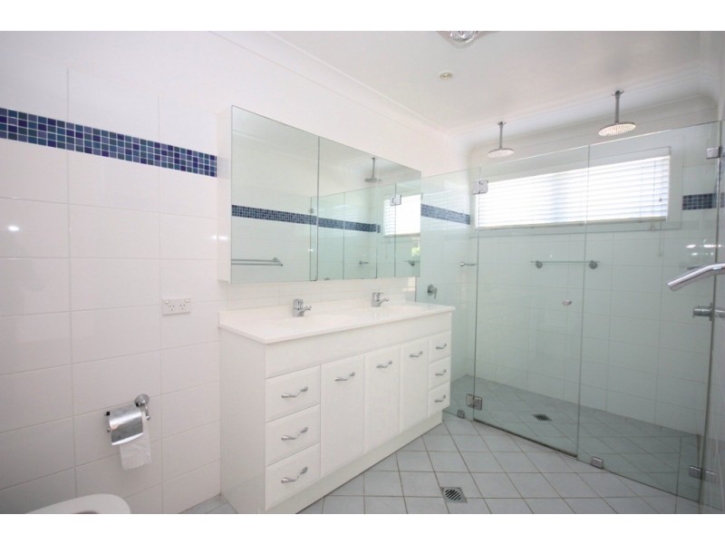 303 Queen Street, Concord West NSW 2138