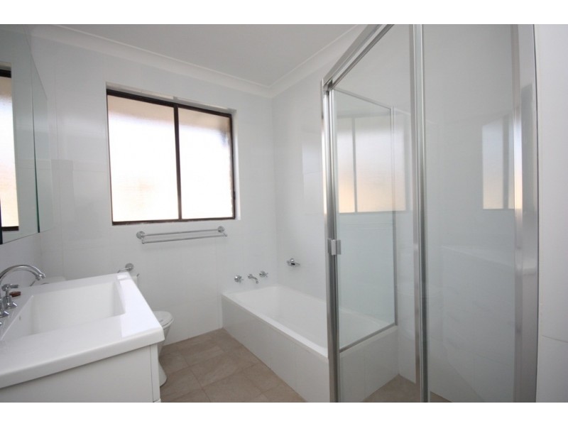 8/89 Regatta Avenue, Canada Bay NSW 2046