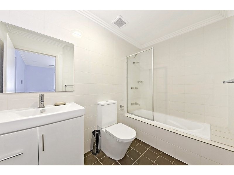 51/100 Kenyons Road, Merrylands NSW 2160