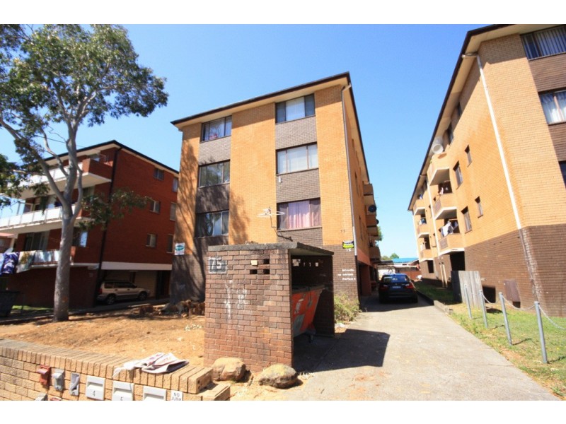 09/75 Harris Street, Fairfield NSW 2165