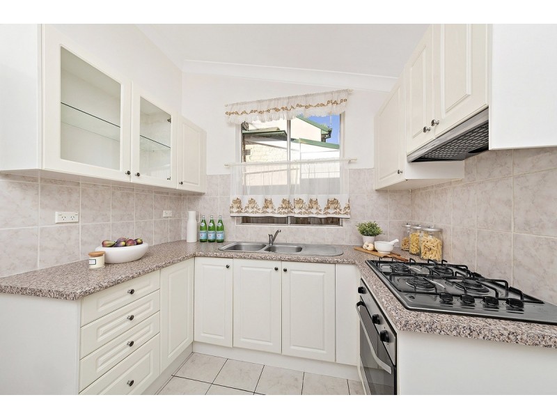24 John Street, Newtown NSW 2042