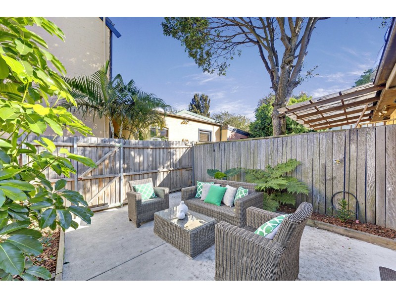 24 John Street, Newtown NSW 2042