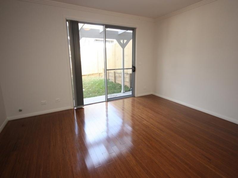 9/100 Kenyons Road, Merrylands NSW 2160