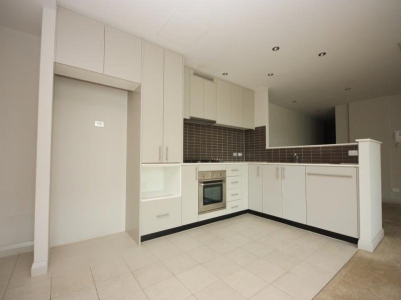 8/21 Angas Street, Meadowbank NSW 2114