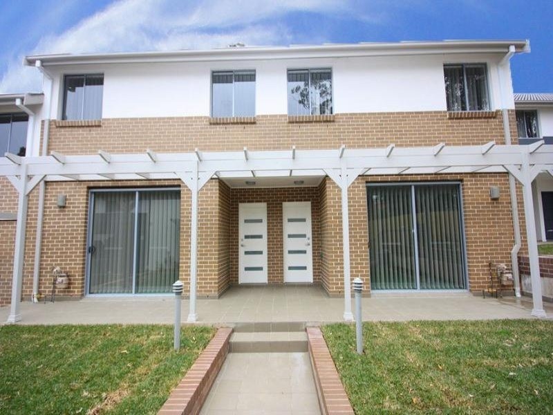 43/100 Kenyons Road, Merrylands NSW 2160