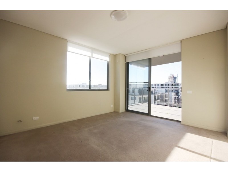 2.708/7 Stromboli Strait, Wentworth Point NSW 2127