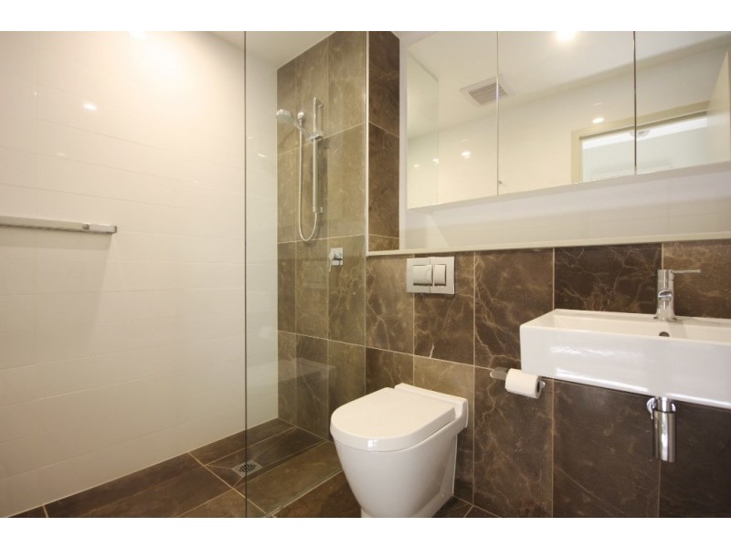 2.708/7 Stromboli Strait, Wentworth Point NSW 2127