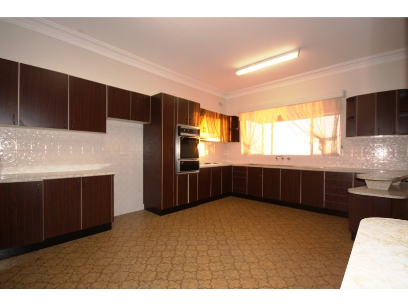 244 Marsden Road, Carlingford NSW 2118