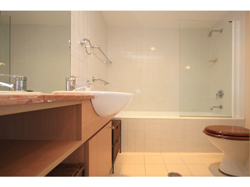 99/27 Bennelong Road, Wentworth Point NSW 2127