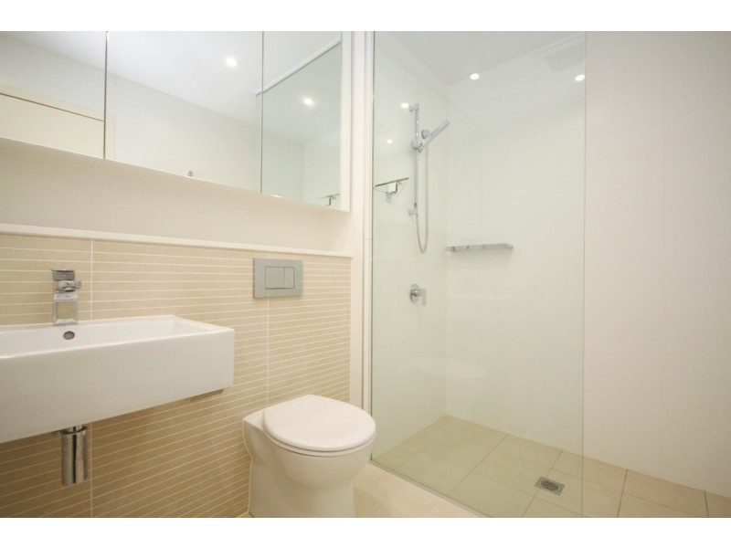 811/06 Bay Water Drive, Wentworth Point NSW 2127
