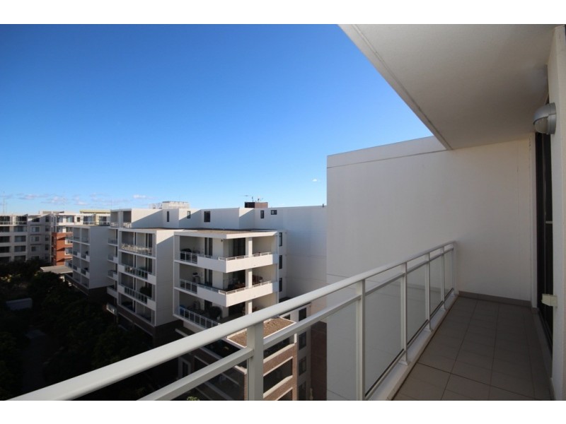 811/06 Bay Water Drive, Wentworth Point NSW 2127