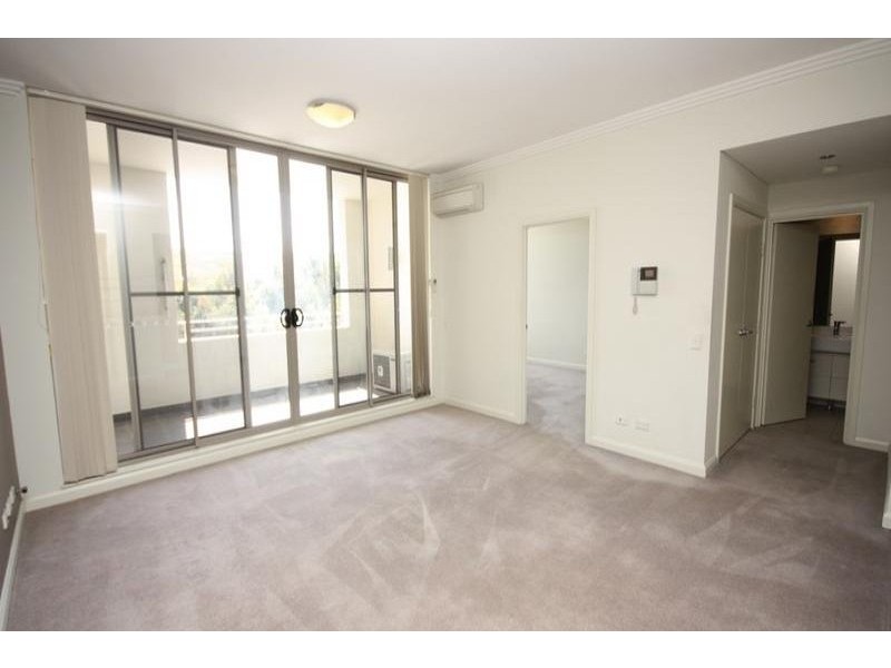 218/21 Hill Road, Wentworth Point NSW 2127