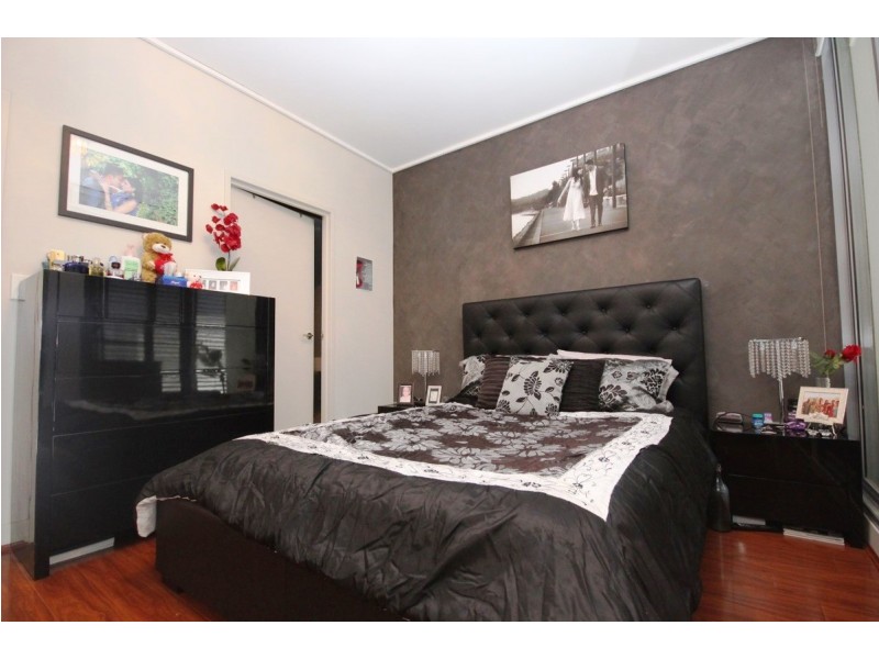 4 Lewis Street, Rhodes NSW 2138