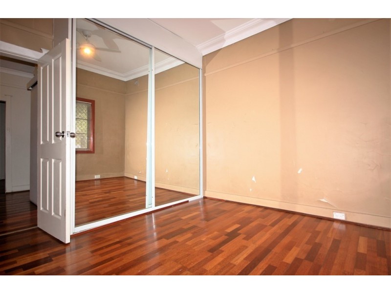 27 Smallwood Avenue, Homebush NSW 2140