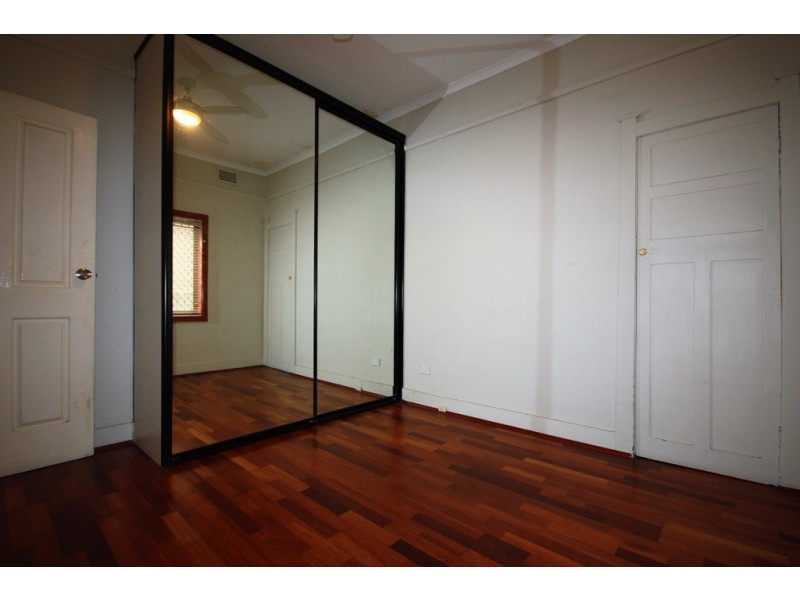 27 Smallwood Avenue, Homebush NSW 2140