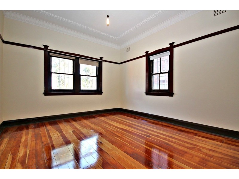 1/19 Grosvenor Crescent, Summer Hill NSW 2130