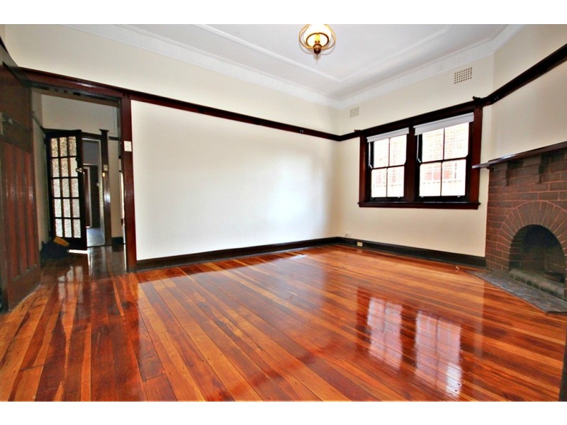 1/19 Grosvenor Crescent, Summer Hill NSW 2130