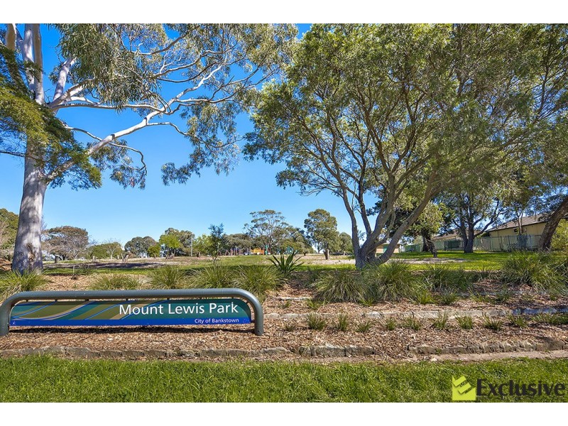 1/105 Wattle Street, Mount Lewis NSW 2190