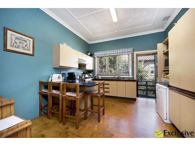 8 Myalora Street, Russell Lea NSW 2046