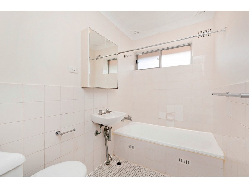 4/31-33 Hampstead Road, Homebush West NSW 2140