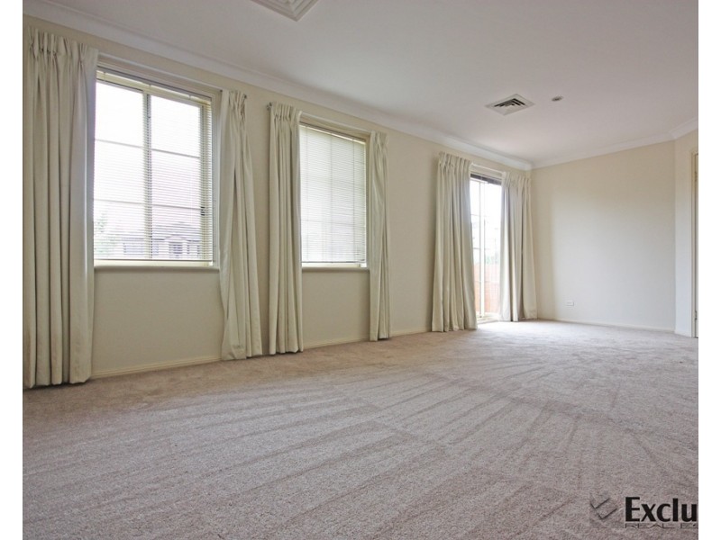16 Spring Park Circuit, Breakfast Point NSW 2137