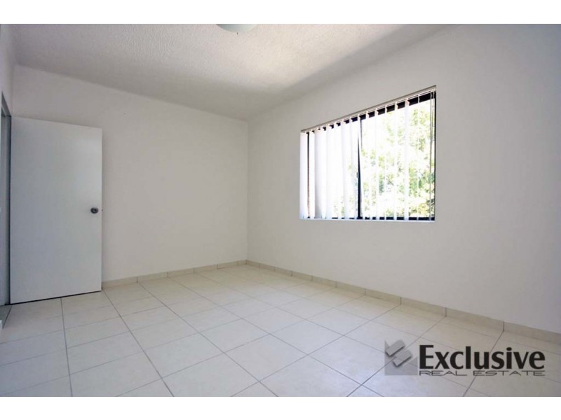 8/75 Harris Street, Fairfield NSW 2165