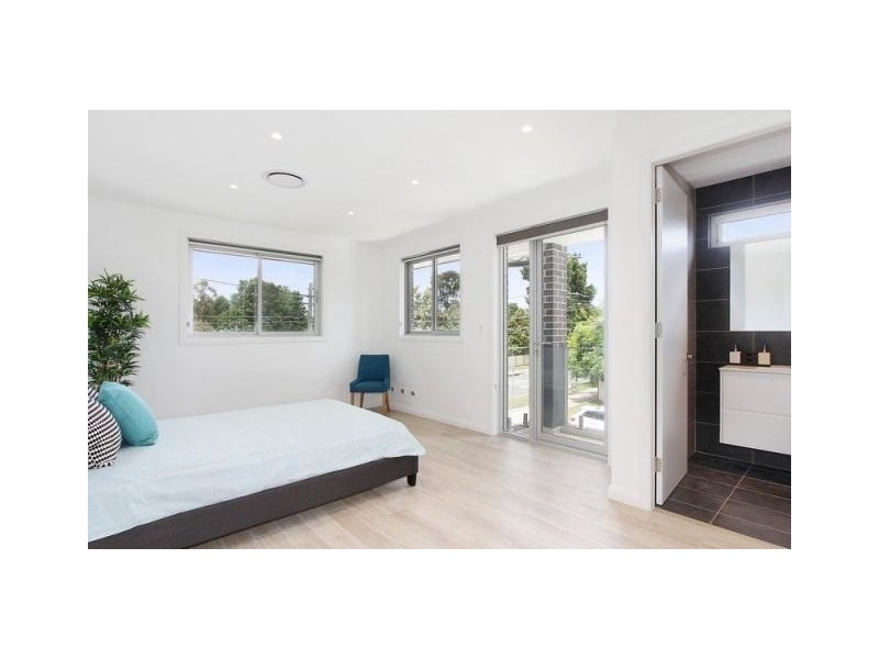 1/258 Quarry Road, Ryde NSW 2112