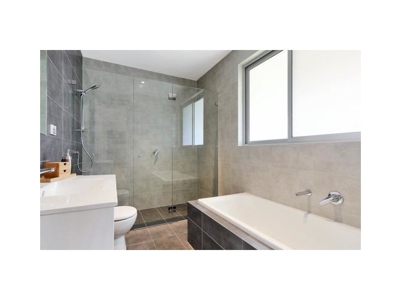 1/258 Quarry Road, Ryde NSW 2112