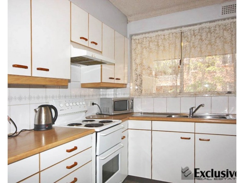 8/15 Manchester Street, Merrylands NSW 2160