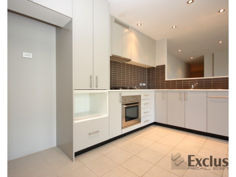 8/21 Angas Street, Meadowbank NSW 2114