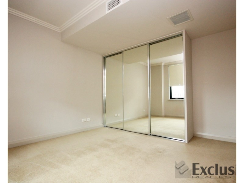 8/21 Angas Street, Meadowbank NSW 2114