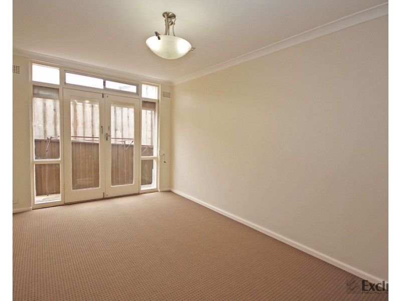 2/74a Queen Street, Concord West NSW 2138