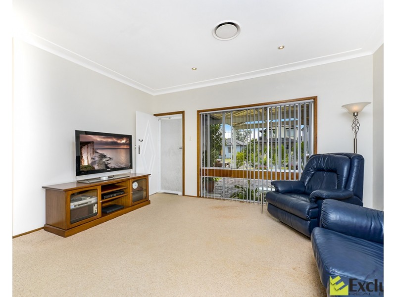 32 Valencia Street, Greenacre NSW 2190