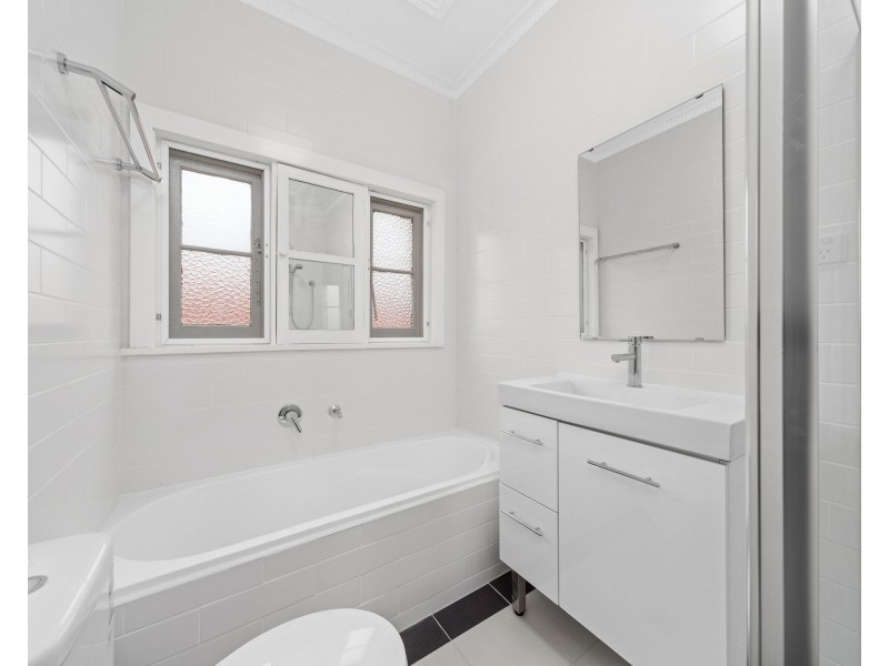 Level 1/1A-2A-4A/22 Moonbie Street, Summer Hill NSW 2130