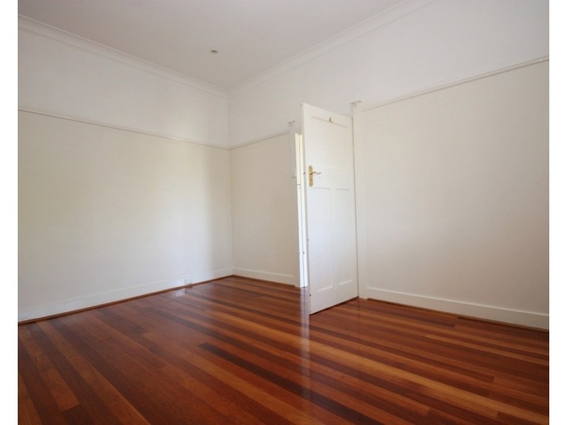 303 Queen Street, Concord West NSW 2138