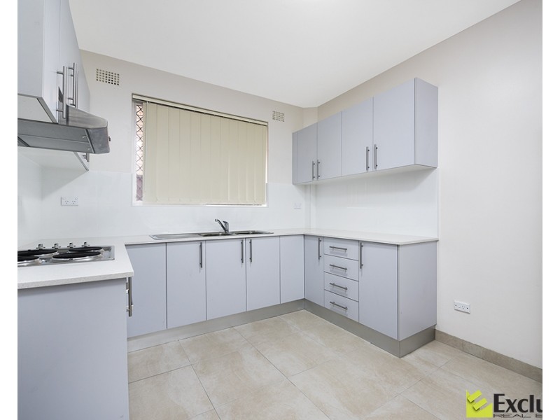 2/6 Eastbourne Road, Homebush West NSW 2140
