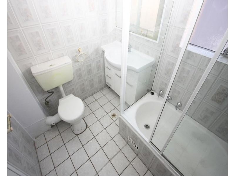 2/18 Vaughan Street, Lidcombe NSW 2141