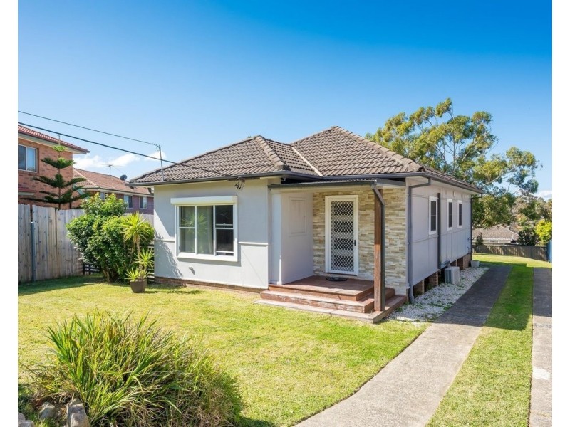 17  Moona Road, Kirrawee NSW 2232