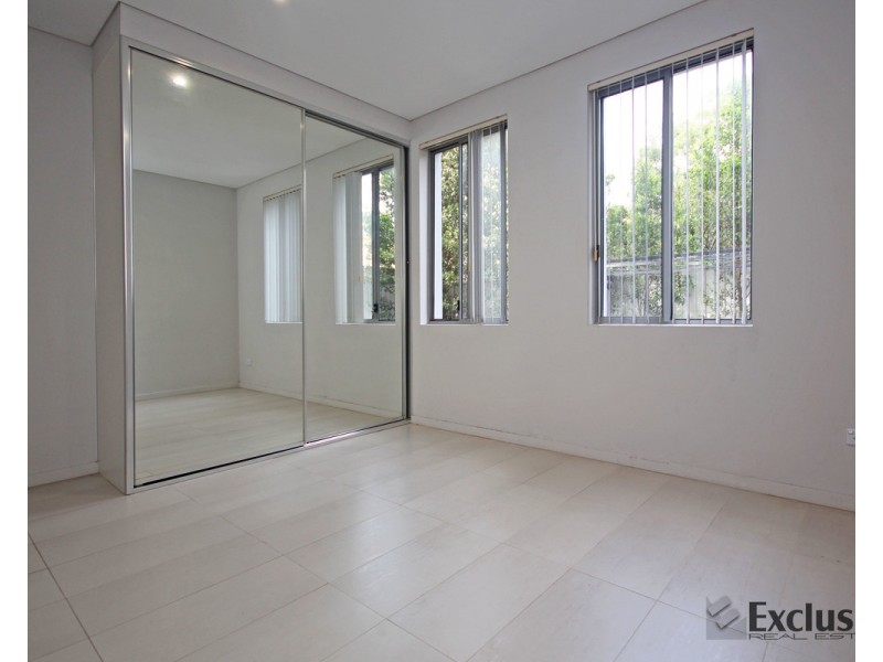 8/40-42 Henley Road, Homebush West NSW 2140