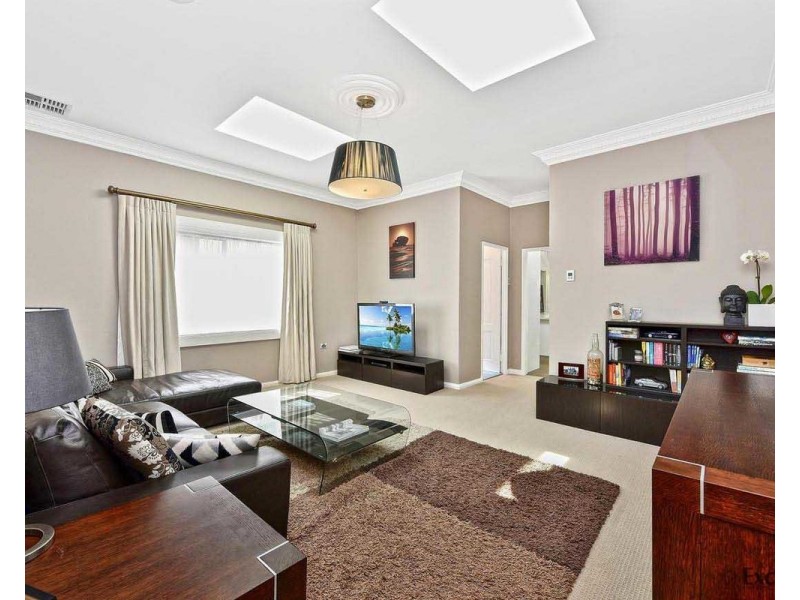 135 Lyons Road, Drummoyne NSW 2047