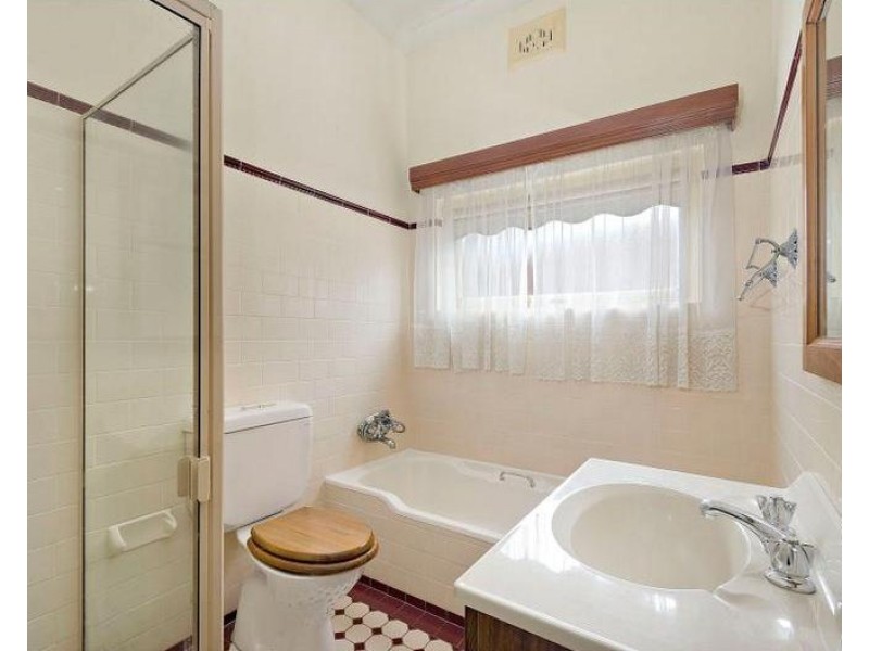 52 Permanent Avenue, Earlwood NSW 2206