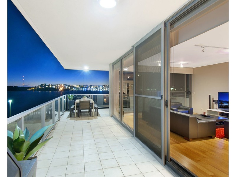 202/17 Jean Wailes Avenue, Rhodes NSW 2138