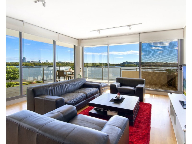 202/17 Jean Wailes Avenue, Rhodes NSW 2138